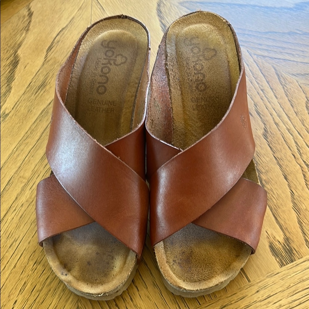 Women's Brown Leather Mules